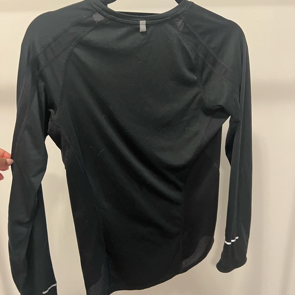 Nike dry fit long sleeve top - Picture 3 of 3